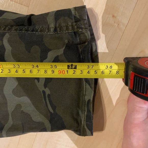 TORRID CROPPED TWILL MILITARY PANT - CAMO EUC - Picture 9 of 9